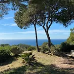 Appartement + terrasse vue mer dans un parc de 3 Ha